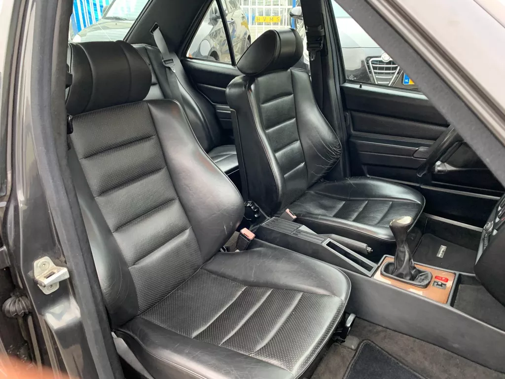 Mercedes-Benz 190-serie 2.3 E **1e eigenaar ** Mercedes-Benz 190-serie 2.3 E **1e eigenaar **