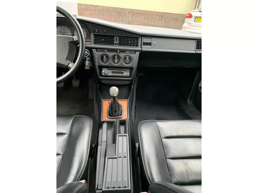 Mercedes-Benz 190-serie 2.3 E **1e eigenaar ** Mercedes-Benz 190-serie 2.3 E **1e eigenaar **