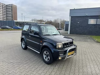 Suzuki Jimny 1.3 Exclusive 4X4