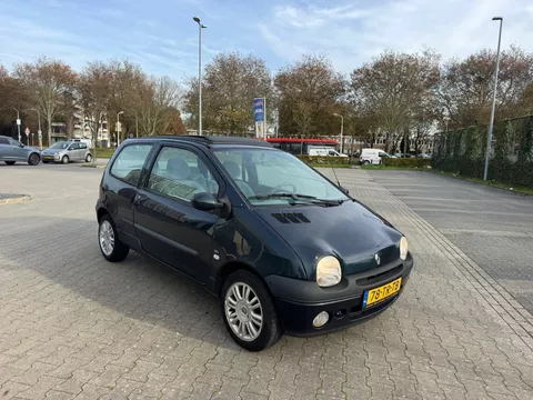 Renault Twingo 1.2-16V Paris Quickshift 5. AUTOMAAT