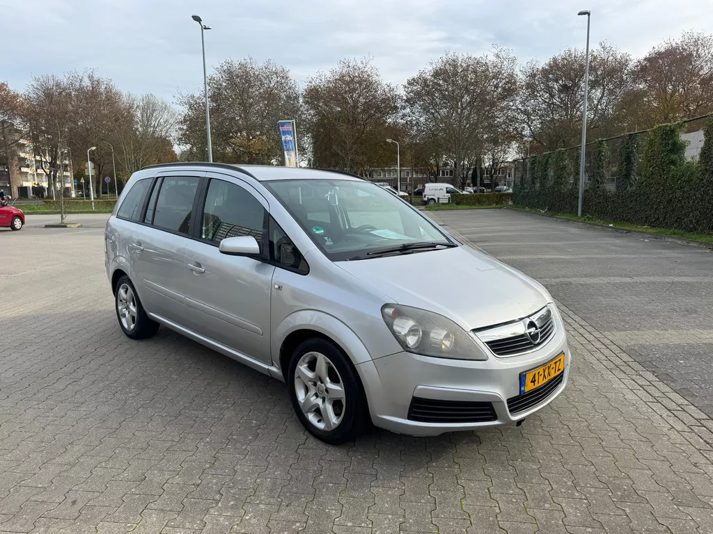Opel Zafira 1.9 CDTi Business
