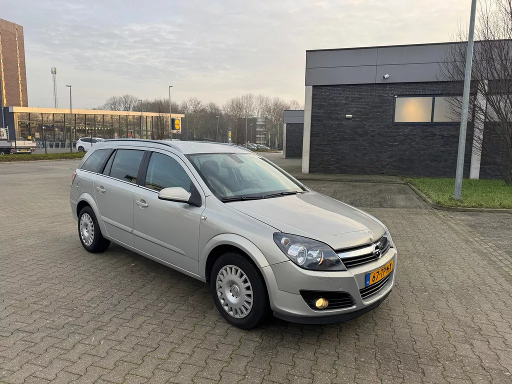 Opel Astra Wagon 1.8 Edition. AUTOMAAT
