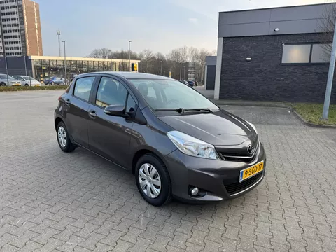 Toyota Yaris 1.0 VVT-i Now