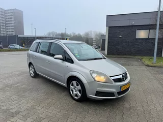 Opel Zafira 2.2 Executive 7P AUTOMAAT