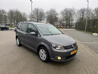 Volkswagen Touran 1.6 TDI Highline BlueMotion 7p. EX BPM