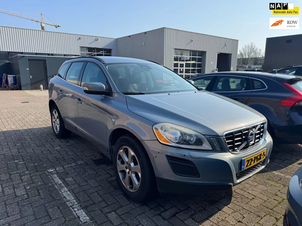 Volvo XC60 2.4 D5 AWD. DISTRIBUTIE GEBROKEN!!!