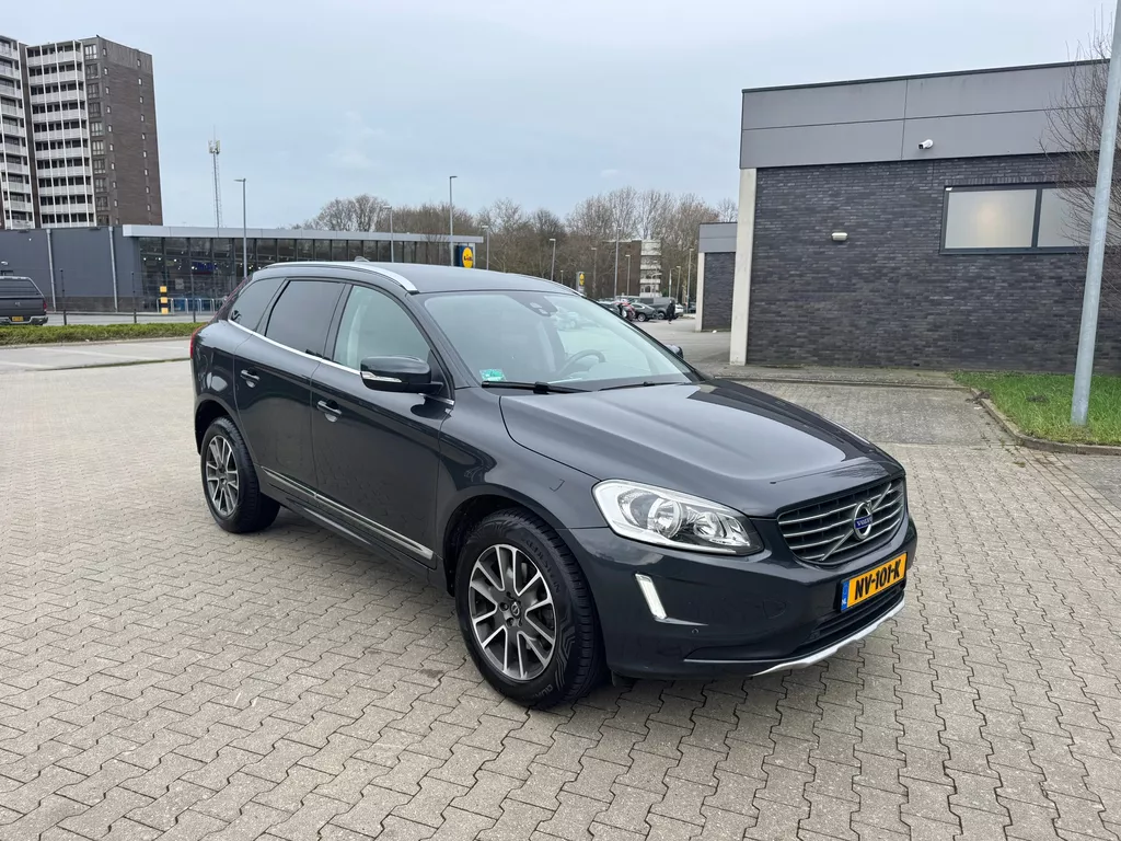 Volvo XC60 2.0 D4 FWD Ocean Race