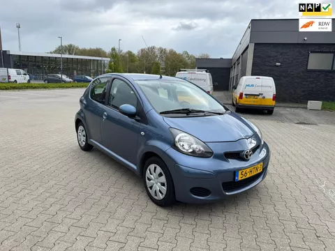 Toyota Aygo 1.0-12V Comfort. AUTOMAAT