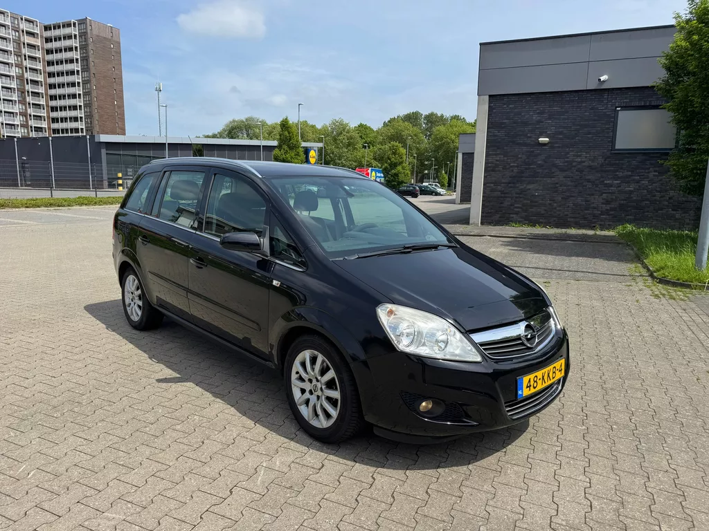 Opel Zafira 1.8 Selection 7P