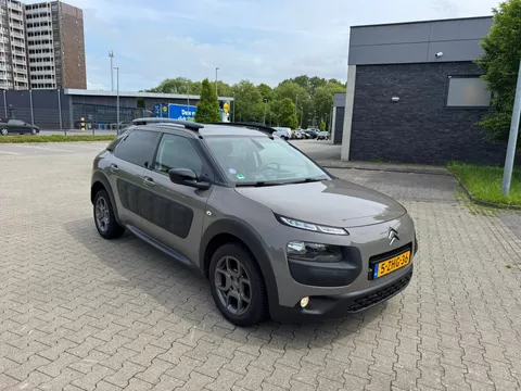 Citroen C4 Cactus 1.2 e-VTi Shine Automaat