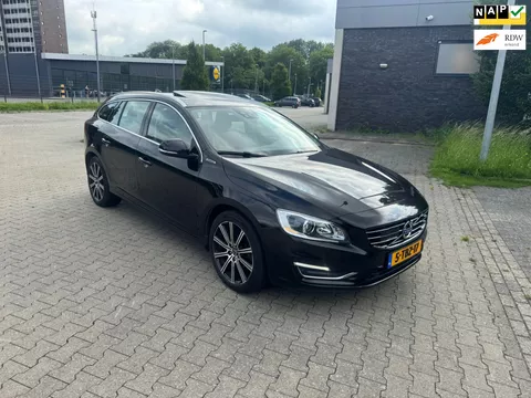 Volvo V60 2.4 D6 AWD Plug-In Hybrid Summum