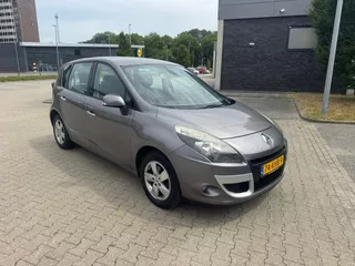 Renault Scénic 2.0 Dynamique. AUTOMAAT