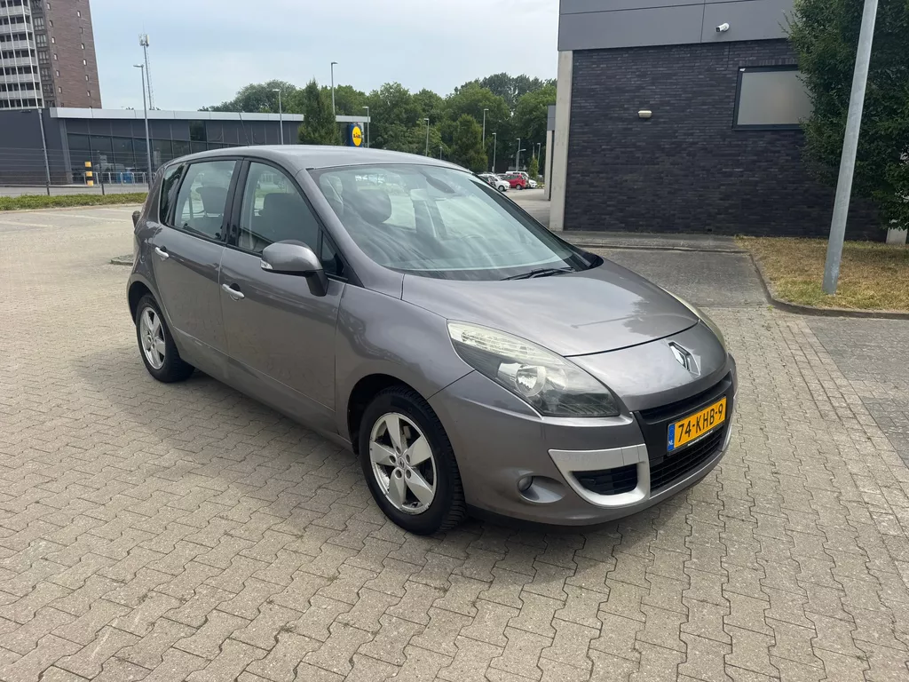 Renault Scénic 2.0 Dynamique. AUTOMAAT