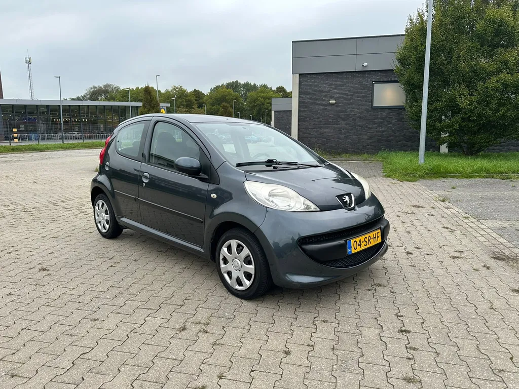 Peugeot 107 1.0-12V XS