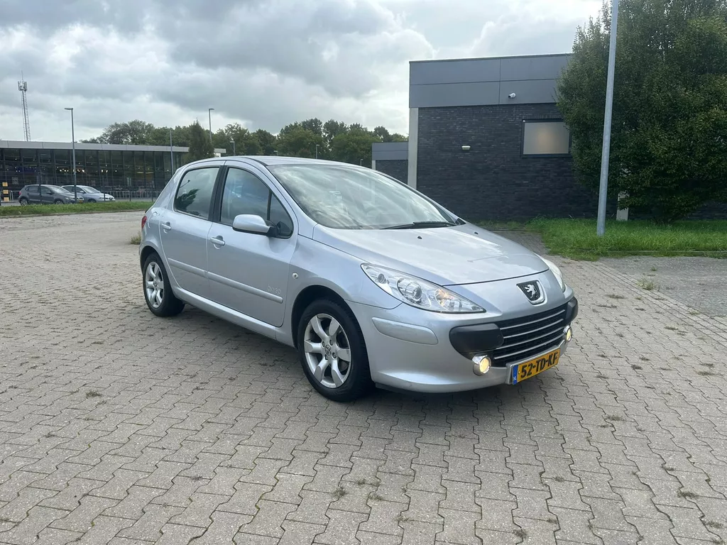 Peugeot 307 2.0-16V Oxygo