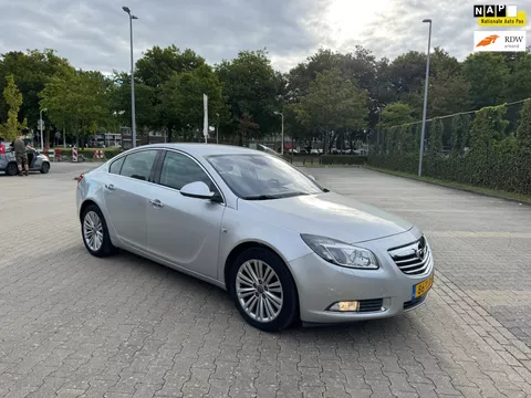 Opel Insignia 2.0 T Cosmo AUTOMAAT