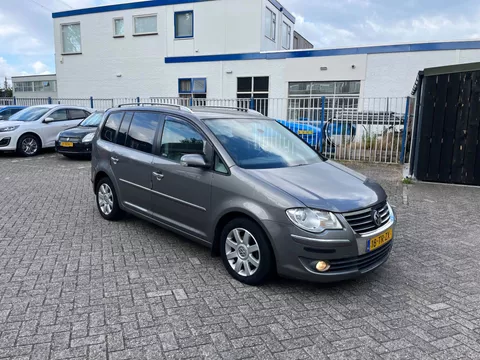 Volkswagen Touran 1.4 TSI Highline Business 7P