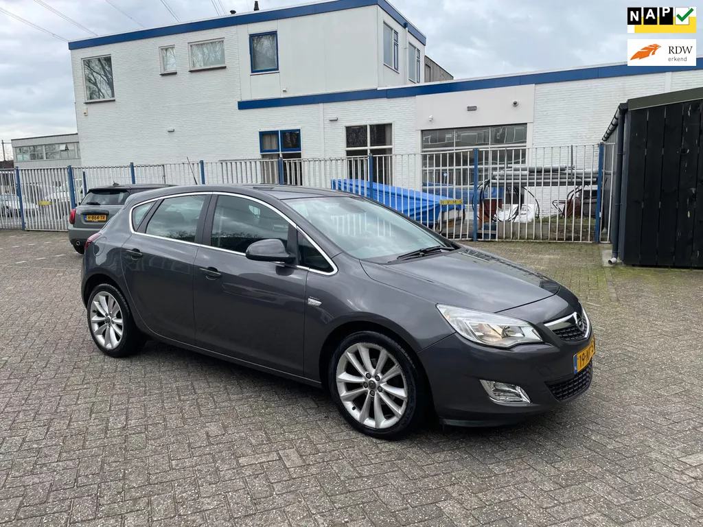 Opel Astra 1.6 Cosmo AUTOMAAT DEFECT!!!!!