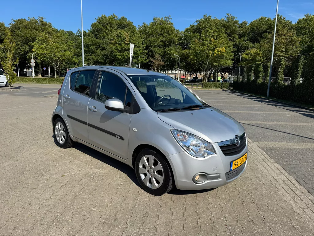 Opel Agila 1.2 Edition. AUTOMAAT