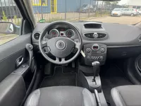 Renault Clio 1.6-16V Dynamique S. AUTOMAAT Foto