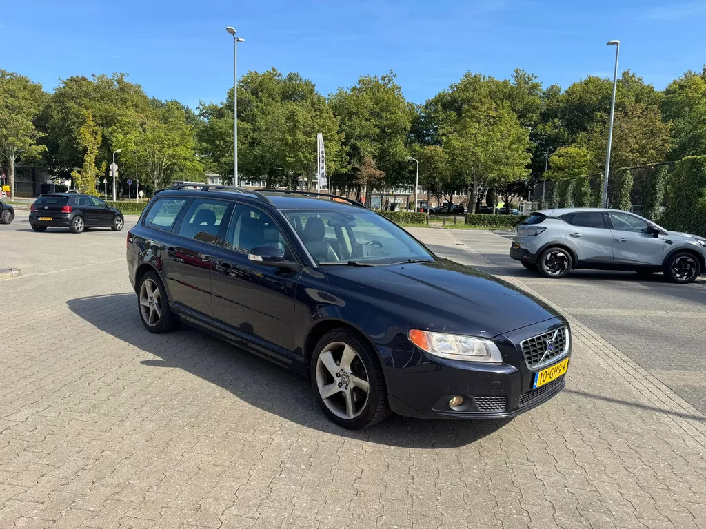 Volvo V70 2.5T Momentum
