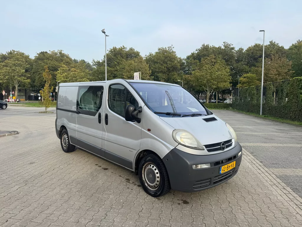 Opel Vivaro 1.9 DTI L2H1 DC