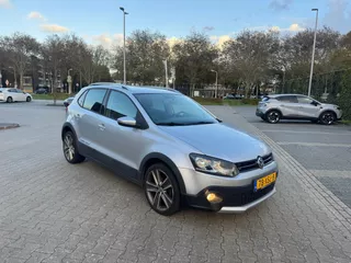 Volkswagen Polo 1.2 TSI Cross. Automaat