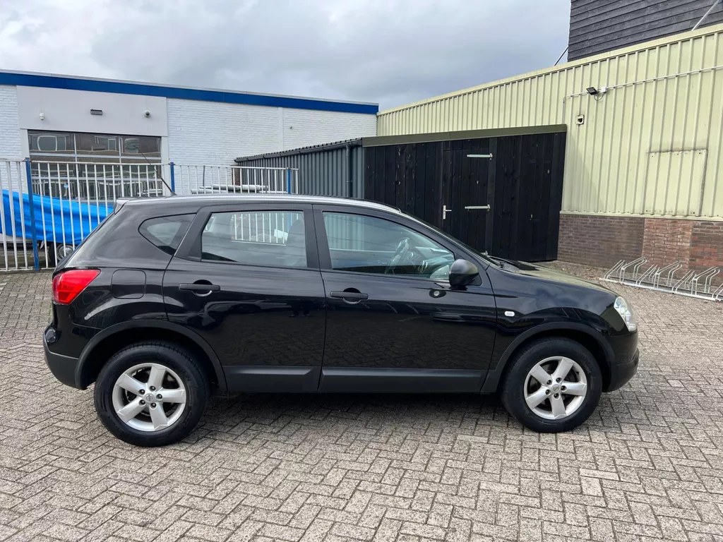 Nissan Qashqai 1.5 dCi Visia Nissan Qashqai 1.5 dCi Visia