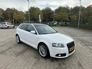 Audi A3 Sportback 2.0 TDI quattro Attraction