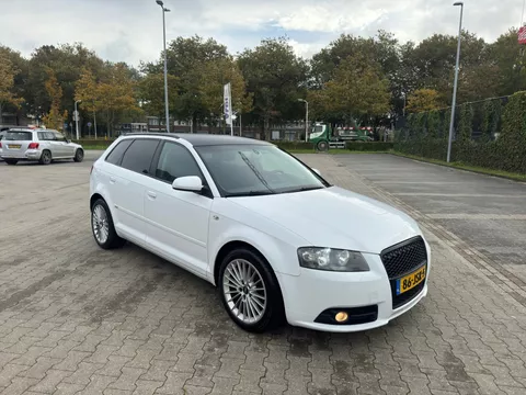 Audi A3 Sportback 2.0 TDI quattro Attraction