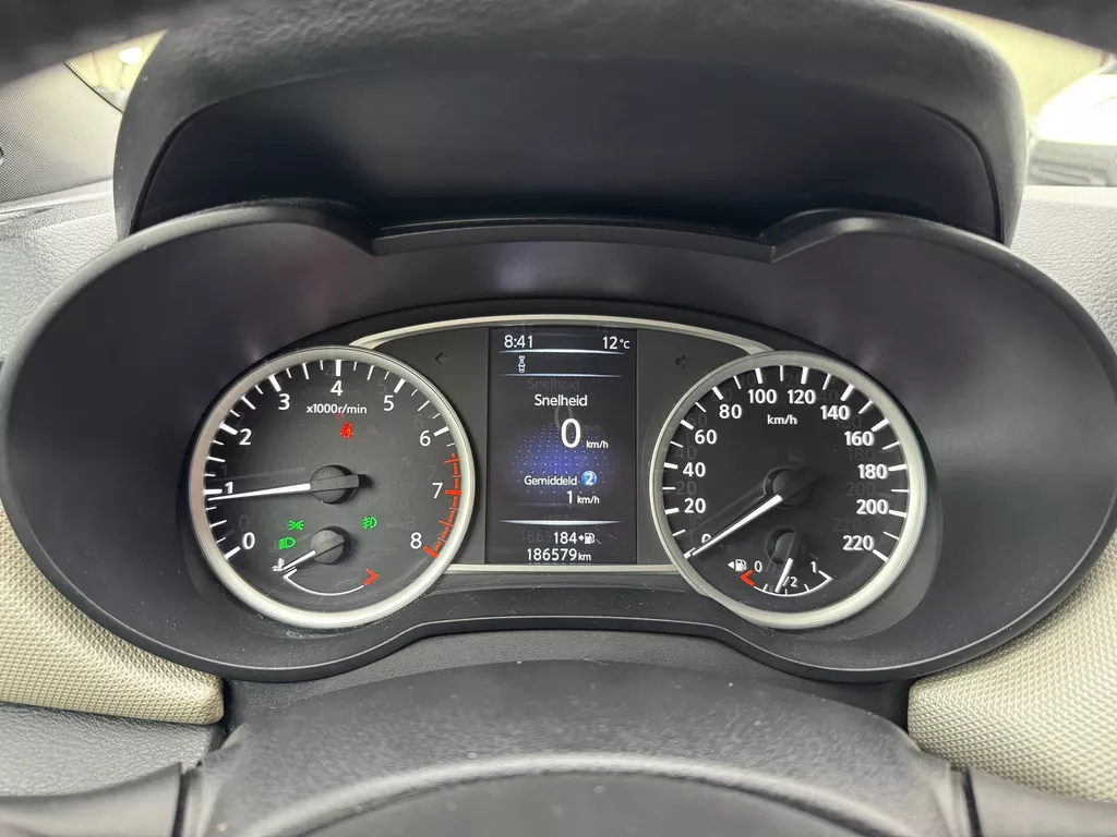 Nissan Micra 0.9 IG-T N-Connecta Nissan Micra 0.9 IG-T N-Connecta