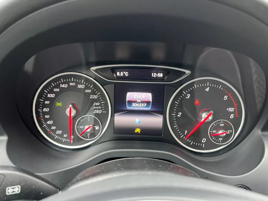 Mercedes-Benz A-klasse 180 d Lease Edition Ambition Mercedes-Benz A-klasse 180 d Lease Edition Ambition
