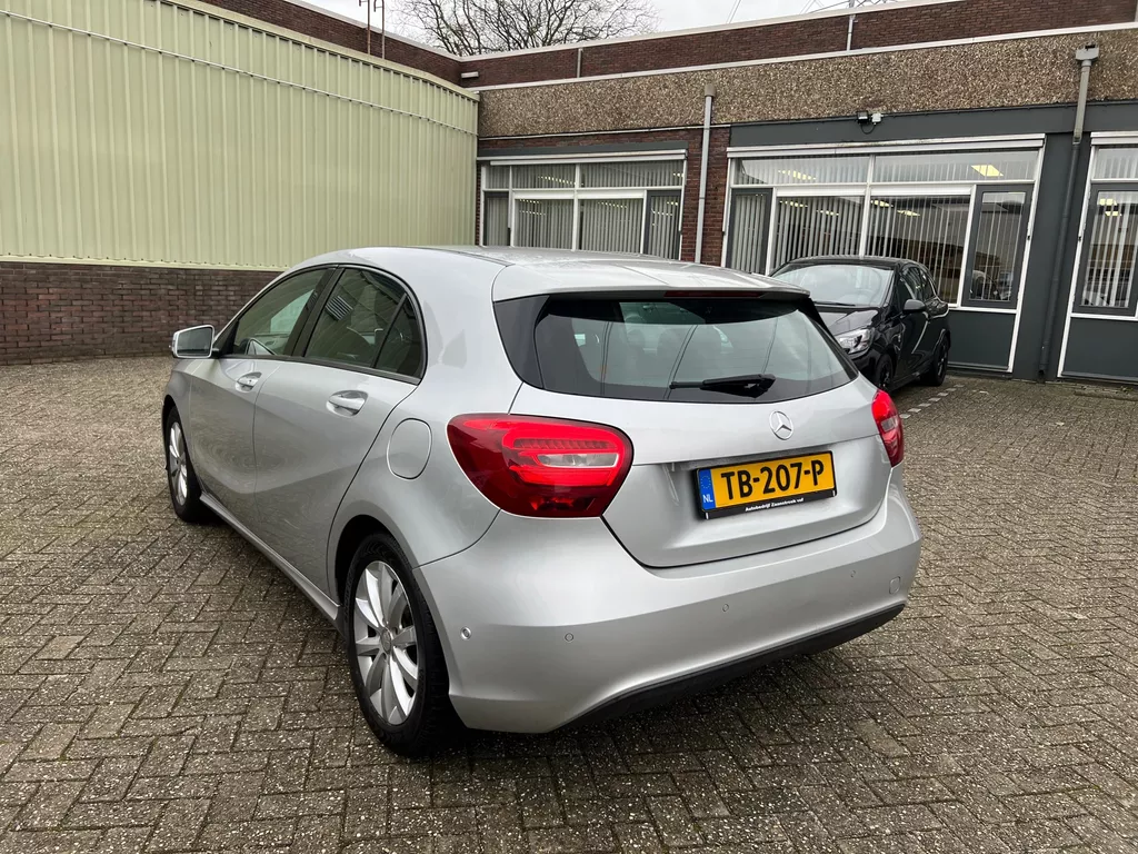 Mercedes-Benz A-klasse 180 d Lease Edition Ambition Mercedes-Benz A-klasse 180 d Lease Edition Ambition