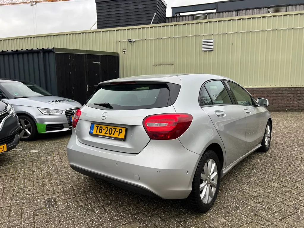 Mercedes-Benz A-klasse 180 d Lease Edition Ambition Mercedes-Benz A-klasse 180 d Lease Edition Ambition