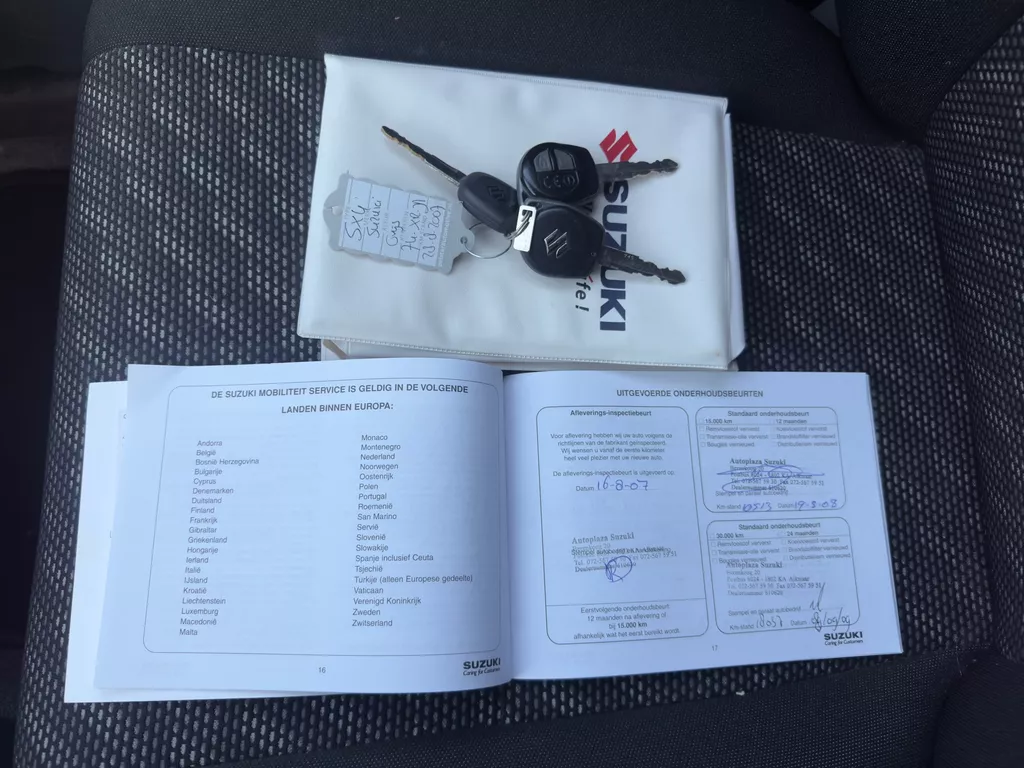 Suzuki SX4 1.6 Shogun. **84000 km** Suzuki SX4 1.6 Shogun. **84000 km**