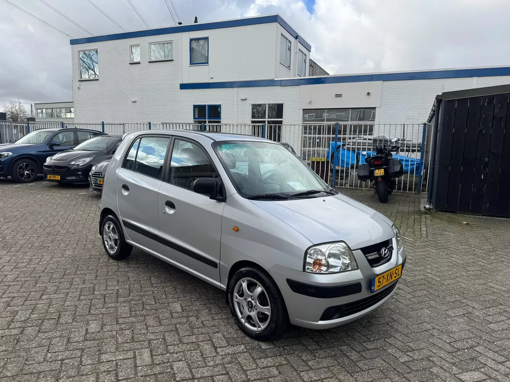 Hyundai Atos 1.1i Active Young