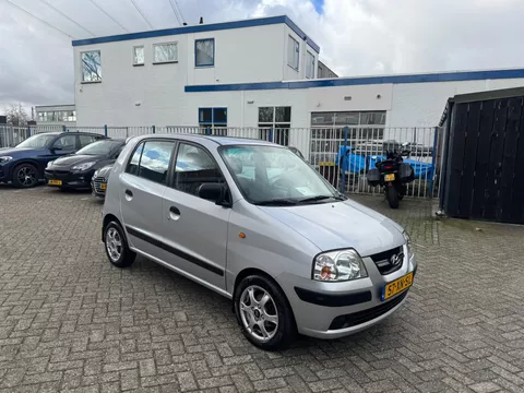 Hyundai Atos 1.1i Active Young