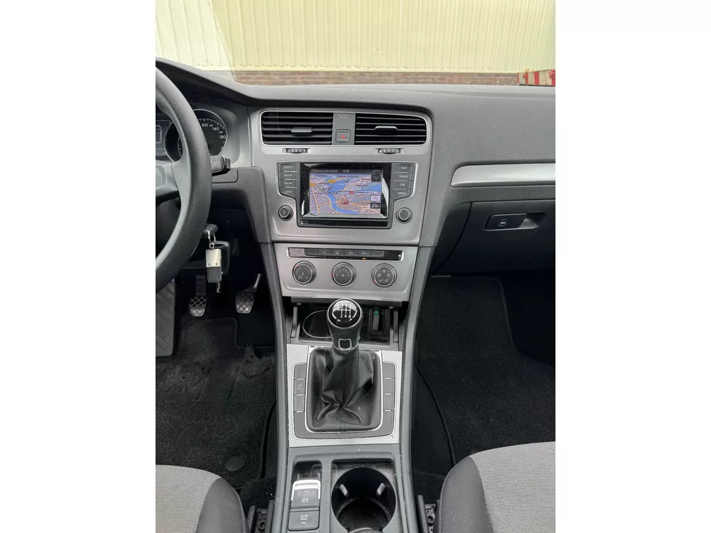 Volkswagen Golf 1.6 TDI Trendline BlueMotion Volkswagen Golf 1.6 TDI Trendline BlueMotion