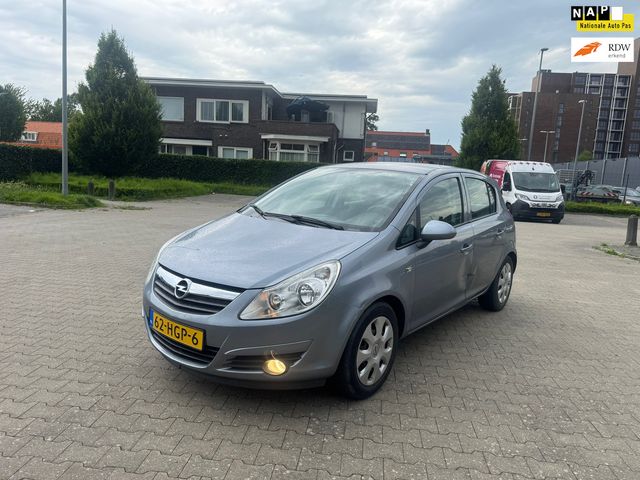 Opel Corsa 1.4-16V Enjoy (MET WAT SCHADE)!