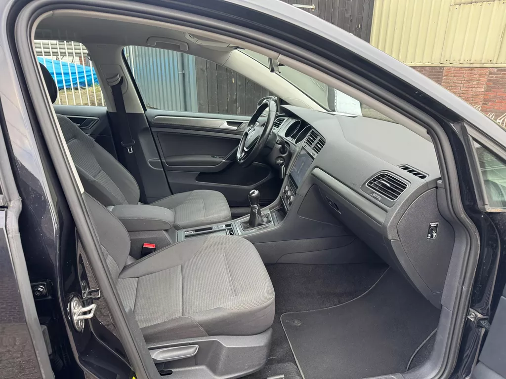 Volkswagen Golf 1.2 TSI Comfortline Volkswagen Golf 1.2 TSI Comfortline