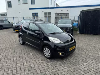 Peugeot 107 1.0 Sportium