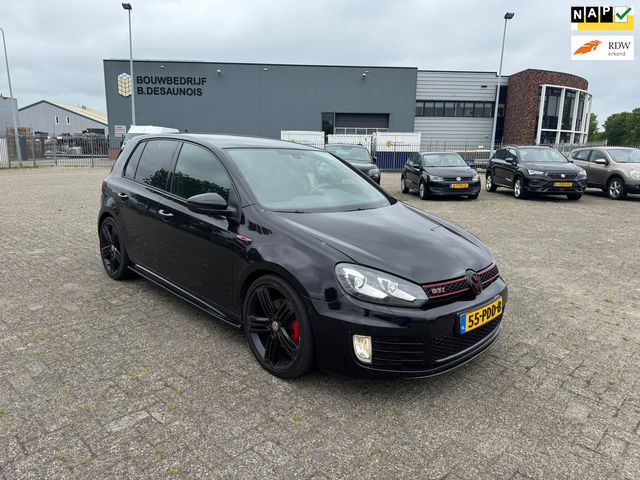Volkswagen Golf 2.0 GTI